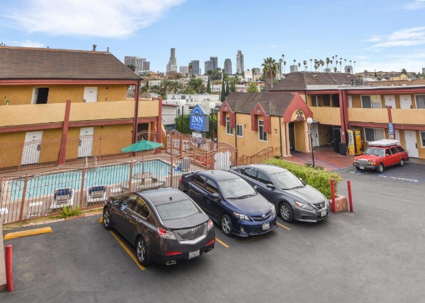 Hollywood Inn Express South image 15